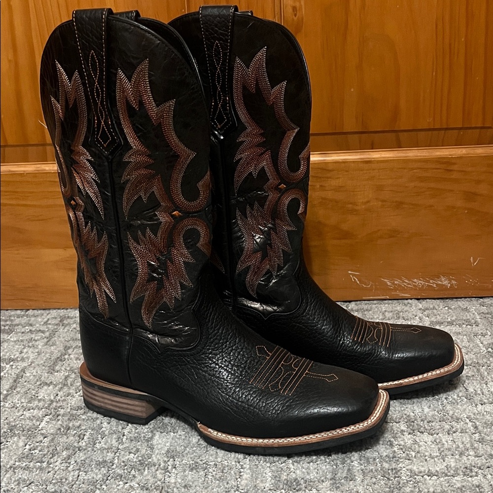 Men's Black Western Cowboy Boots with Brown Stitching